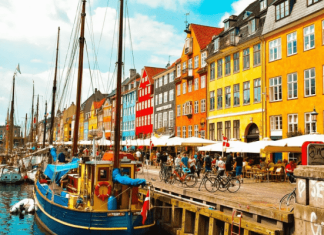 Khám phá thủ đô Copenhagen của Đan Mạch nổi tiếng trong tour Châu Âu